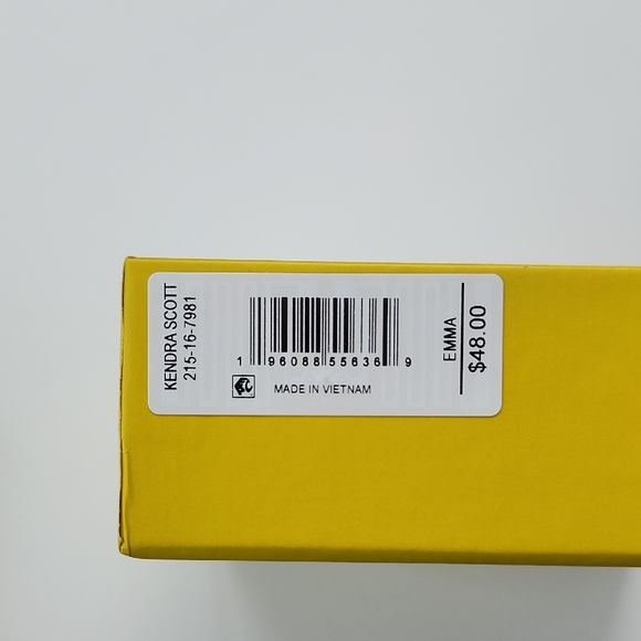 Kendra Scott Gold Chain Necklace - Picture 2 of 3